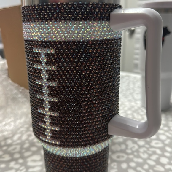 40 OZ Bling Tumbler w Handle Straw and Lid, Large Vacuum Insulated Leakproof - Picture 4 of 4